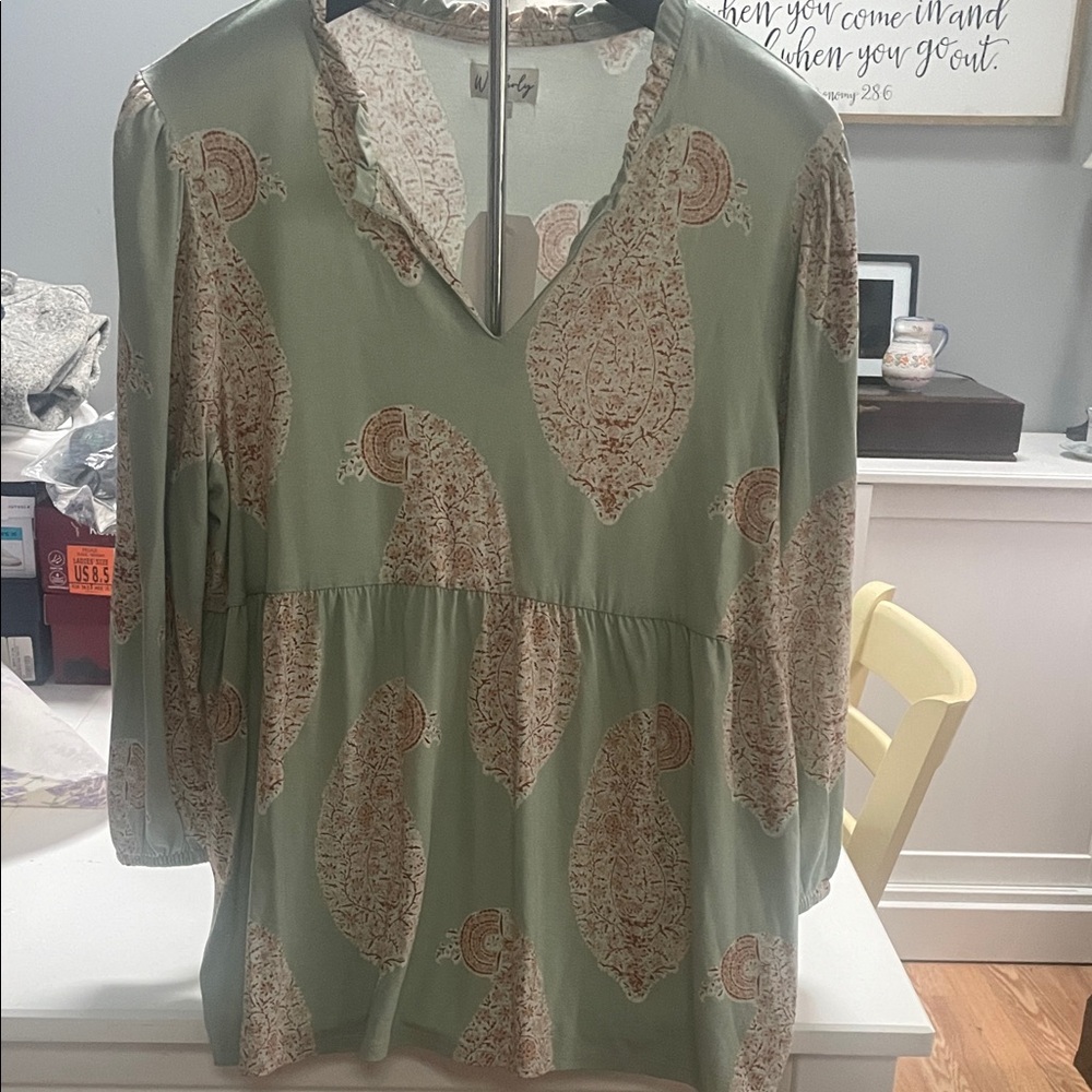 Green Paisley Women's Top